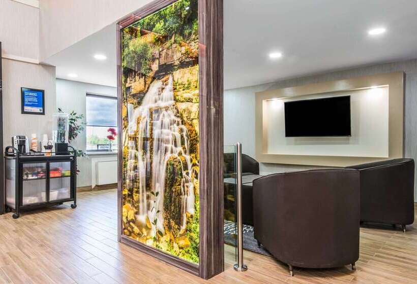 בית מלון כפרי Comfort Inn