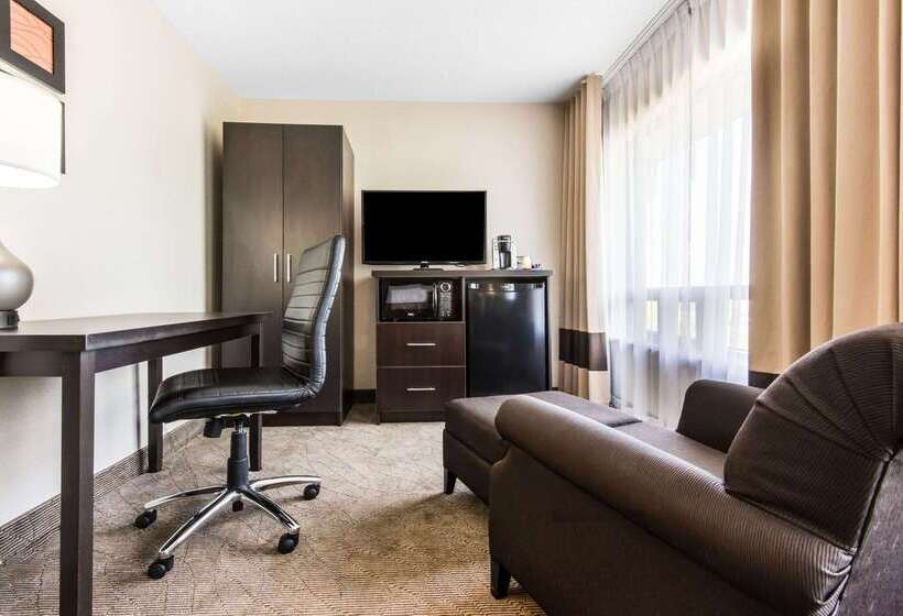 בית מלון כפרי Comfort Inn