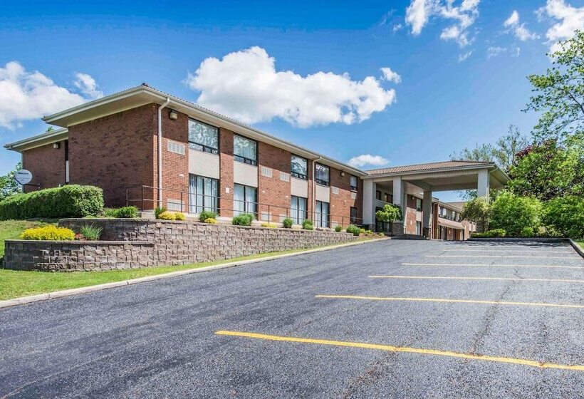 בית מלון כפרי Comfort Inn