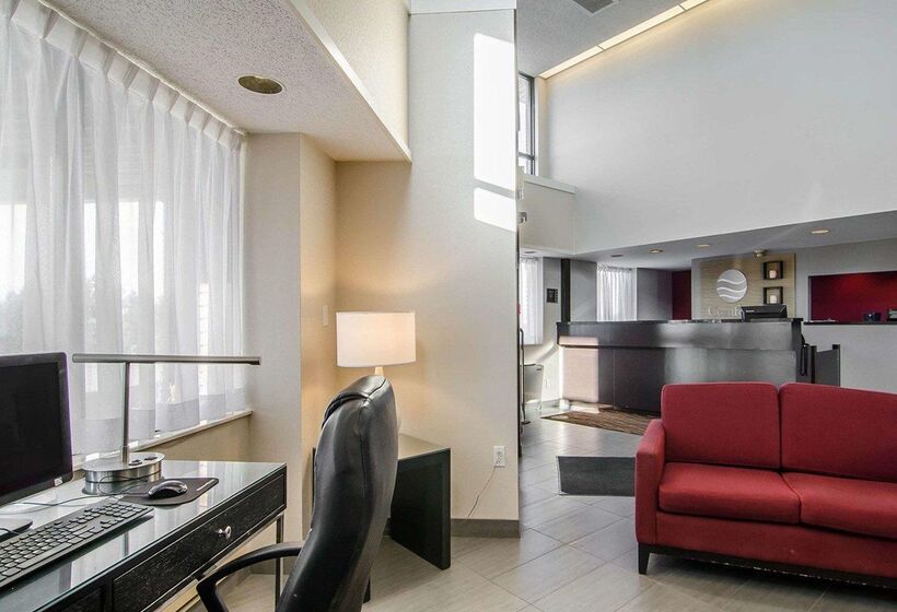 בית מלון כפרי Comfort Inn