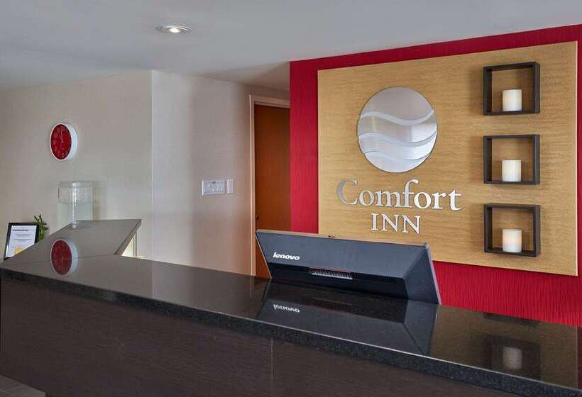 호텔 Comfort Inn