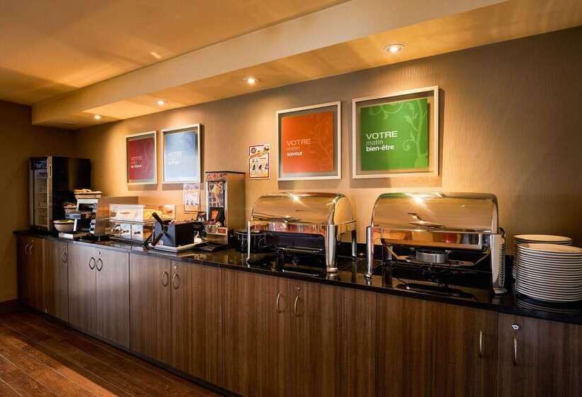 בית מלון כפרי Comfort Inn