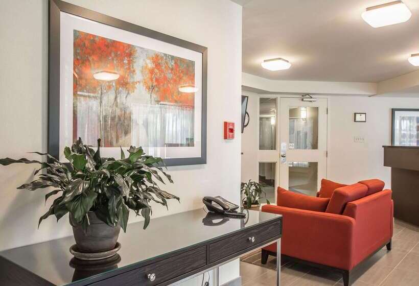 فندق Comfort Inn Sherbrooke