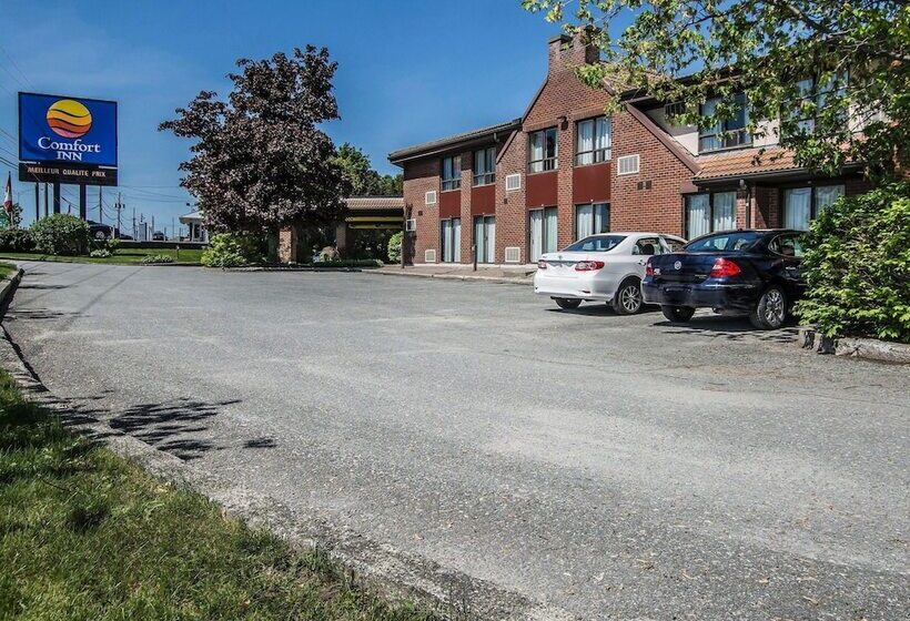فندق Comfort Inn Sherbrooke
