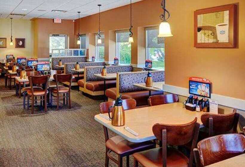 فندق Comfort Inn