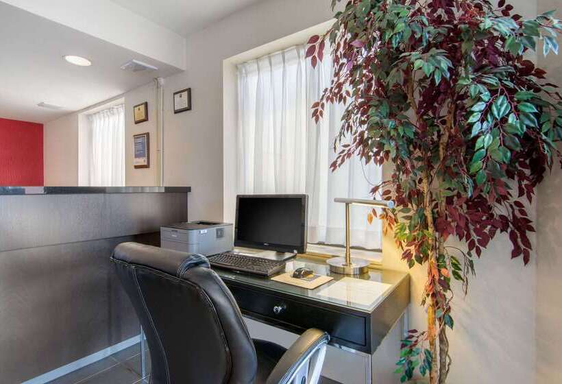 هتل Comfort Inn