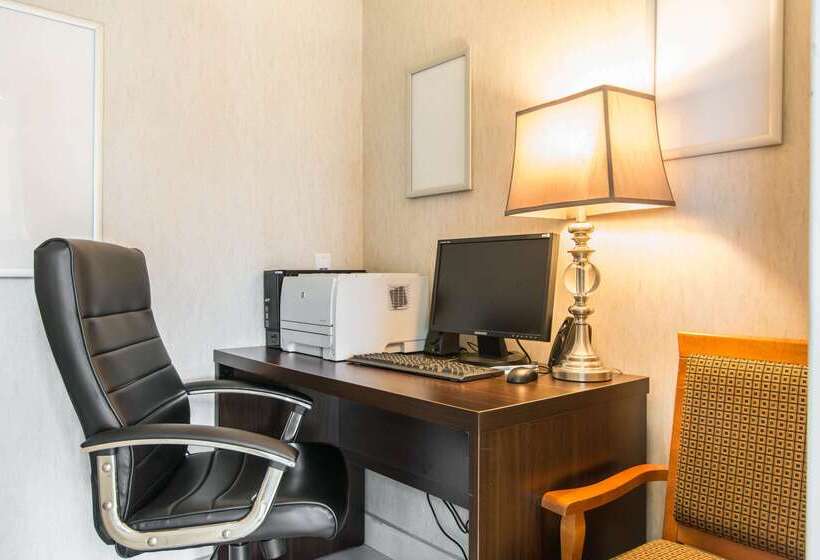 ホテル Comfort Inn