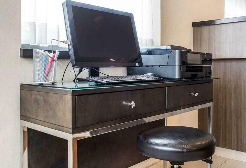 فندق Comfort Inn Waterloo