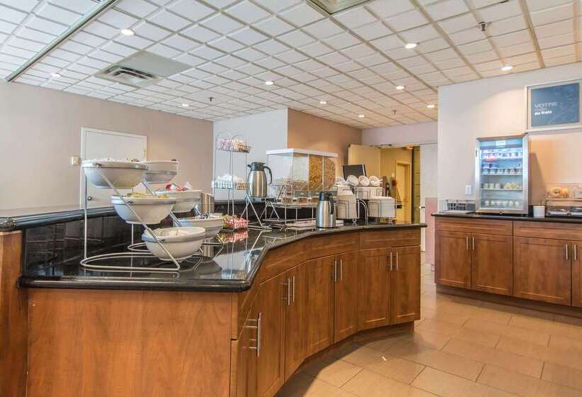 ホテル Comfort Suites Downtown