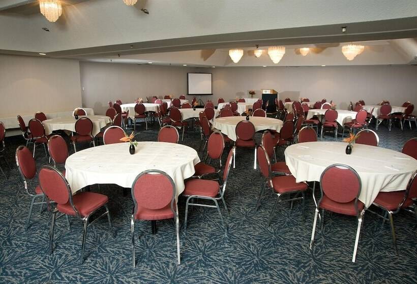 בית מלון כפרי Courtyard By Marriott Regina Downtown