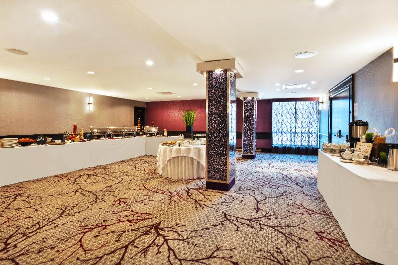 هتل Crowne Plaza Kitchener Waterloo, An Ihg