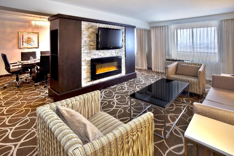 هتل Crowne Plaza Kitchener Waterloo, An Ihg