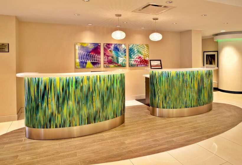 هتل Crowne Plaza Kitchener Waterloo, An Ihg
