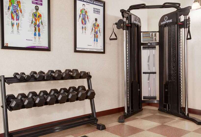 فندق Days Inn By Wyndham Miramichi Nb