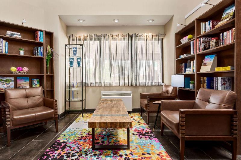 فندق Days Inn By Wyndham Miramichi Nb