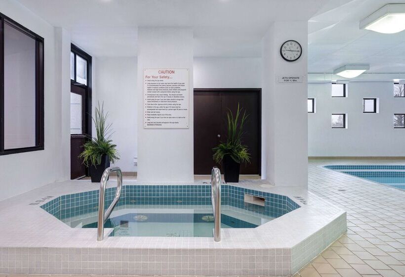 酒店 Days Inn By Wyndham Niagara Falls Near The Falls