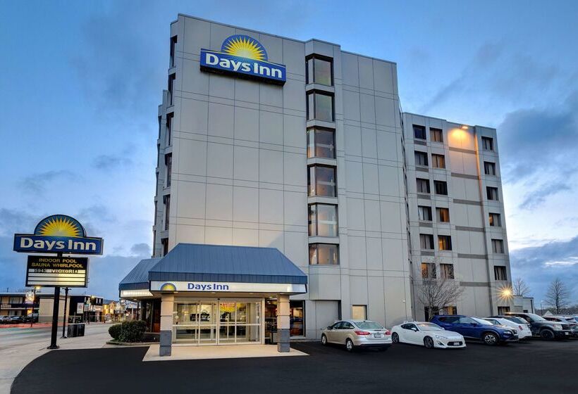 酒店 Days Inn By Wyndham Niagara Falls Near The Falls