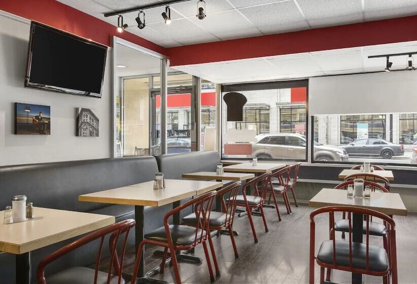 ホテル Days Inn By Wyndham Ottawa