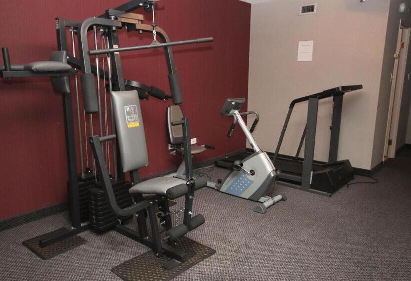 هتل Howard Johnson By Wyndham Portage La Prairie