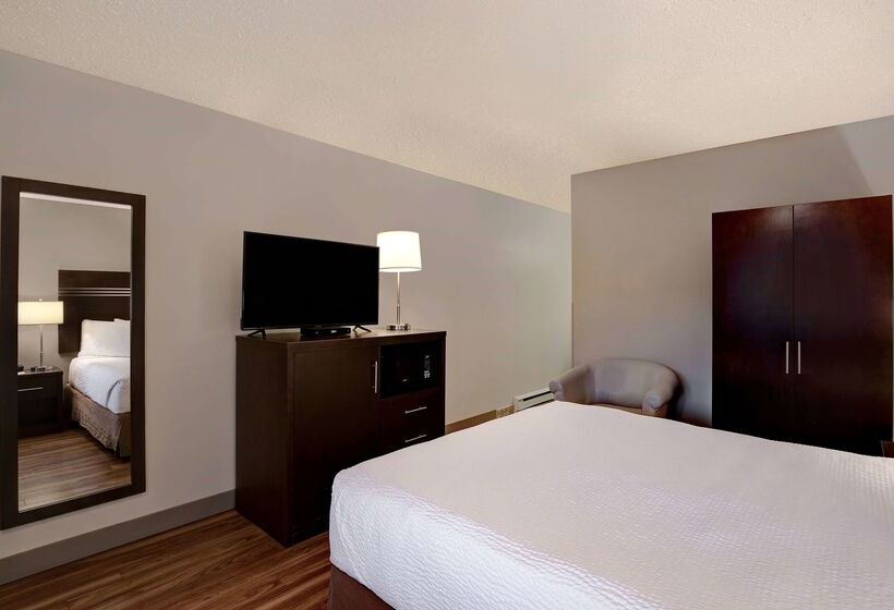 ホテル Days Inn By Wyndham Vernon