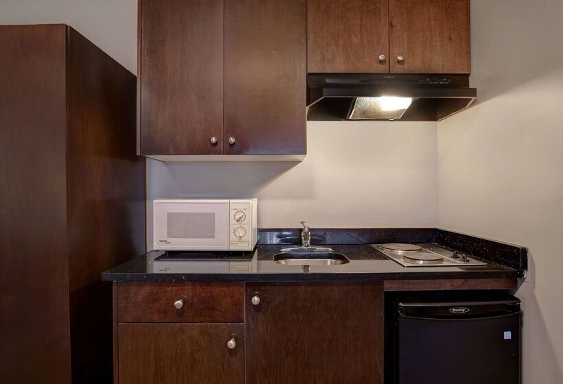 ホテル Days Inn By Wyndham Vernon