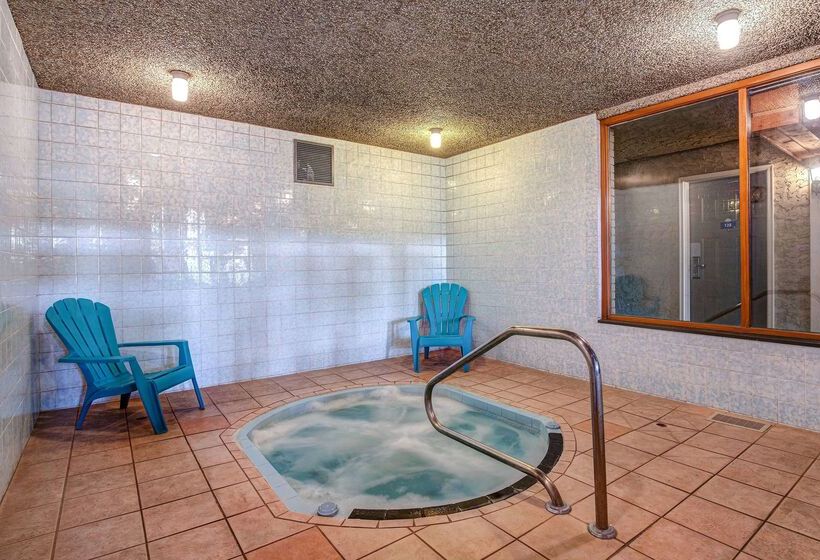 ホテル Days Inn By Wyndham Vernon