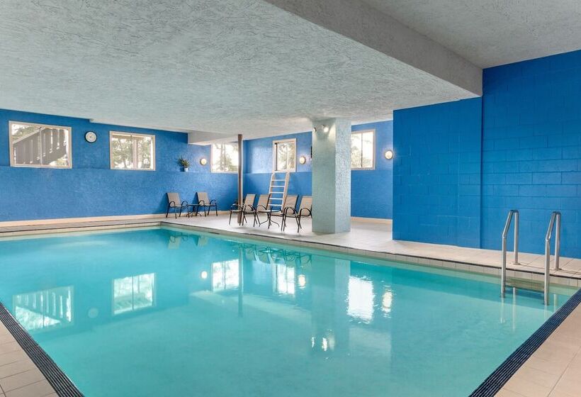 ホテル Days Inn By Wyndham Victoria Uptown