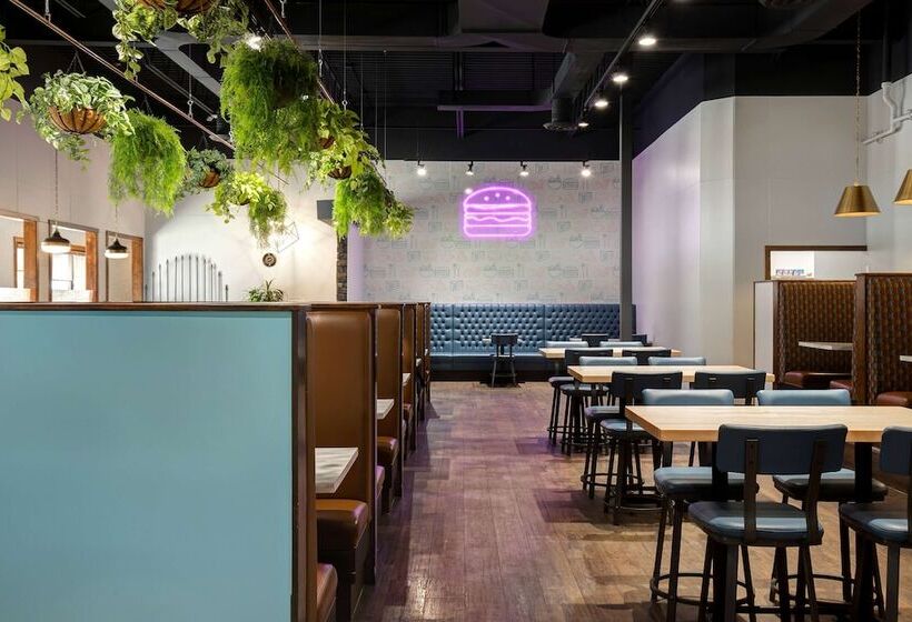 בית מלון כפרי Days Inn & Conference Centre By Wyndham Prince Albert