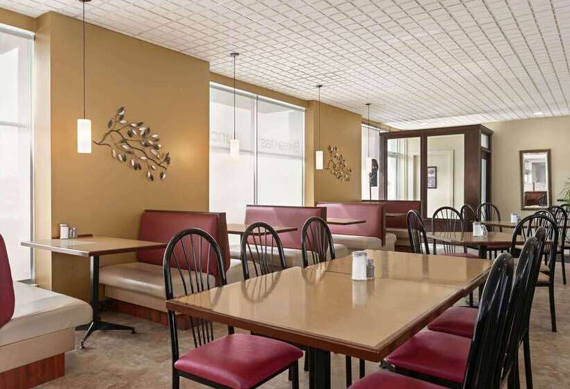 فندق Days Inn By Wyndham London