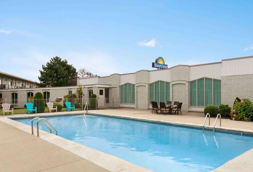 فندق Days Inn By Wyndham London