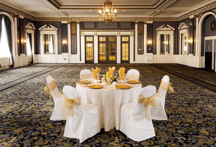 Delta Hotels By Marriott Bessborough