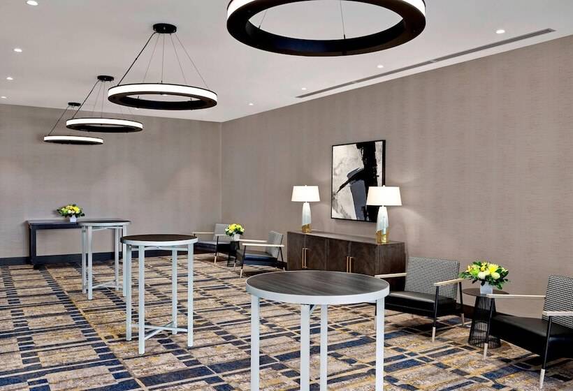 Delta Hotels By Marriott Calgary Downtown