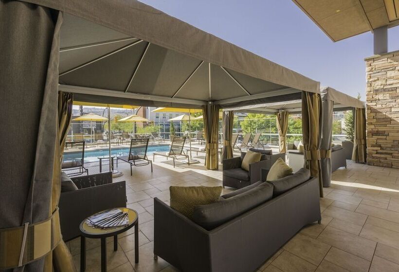 Delta Hotels By Marriott Kamloops