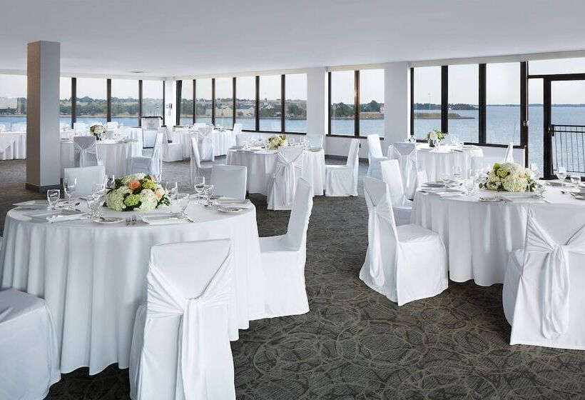 Delta Hotels By Marriott Kingston Waterfront