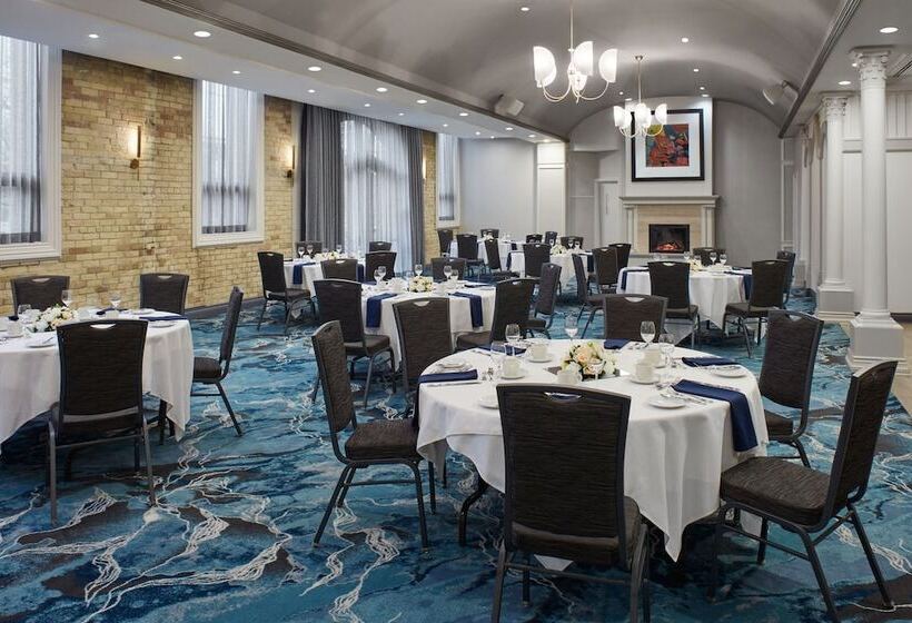 Delta Hotels By Marriott London Armouries