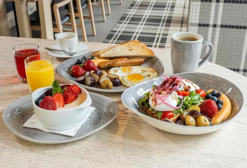 Delta Hotels By Marriott Ottawa City Centre