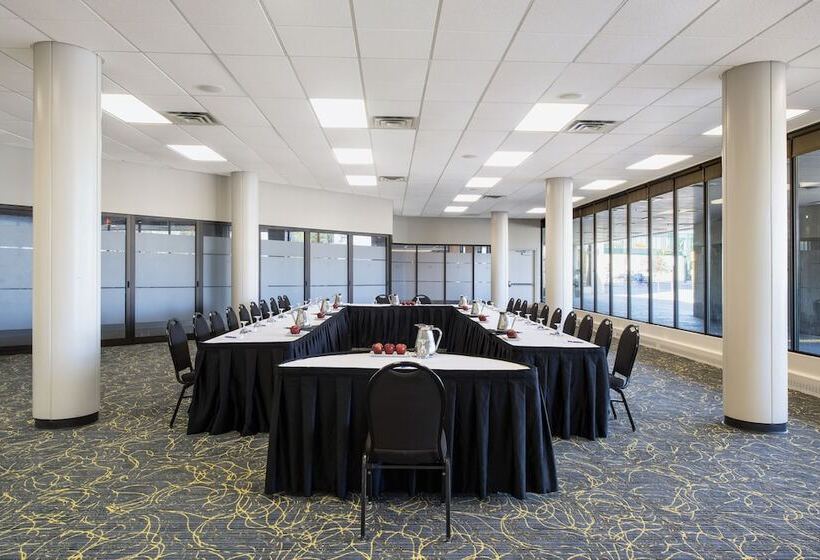 Delta Hotels By Marriott Regina