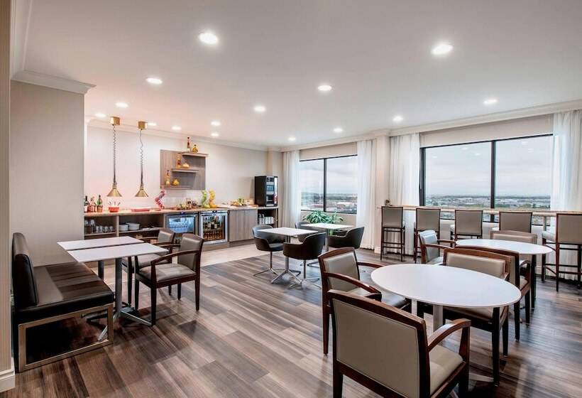 Delta Hotels By Marriott Regina