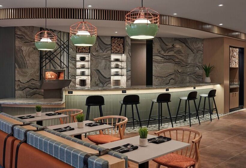 Delta Hotels By Marriott Saskatoon Downtown