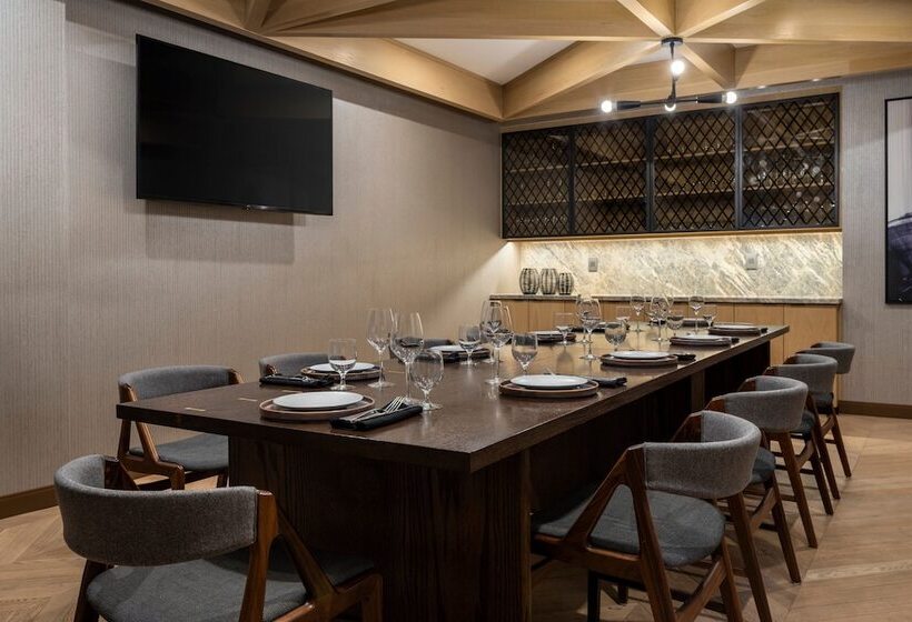 Delta Hotels By Marriott Saskatoon Downtown