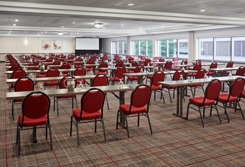 Delta Hotels By Marriott Sherbrooke Conference Centre