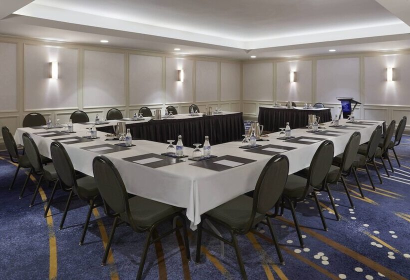 Delta Hotels By Marriott Toronto Airport & Conference Centre