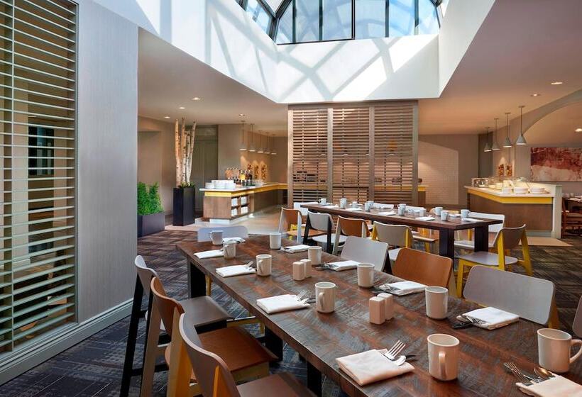 Delta Hotels By Marriott Toronto Airport & Conference Centre