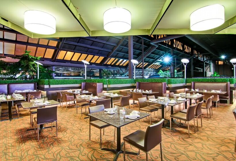 Delta Hotels By Marriott Toronto East