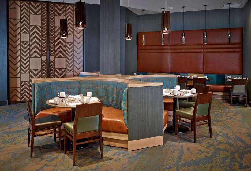 Doubletree By Hilton Hotel & Conference Centre Regina