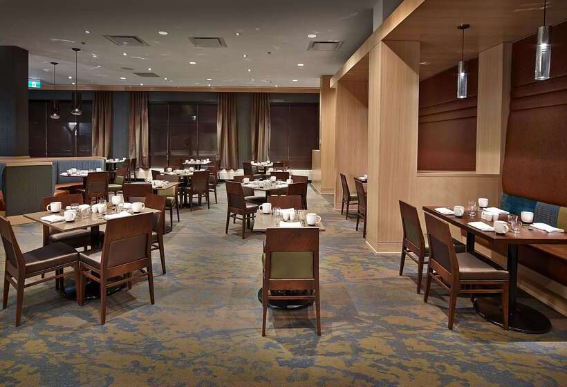 Doubletree By Hilton Hotel & Conference Centre Regina