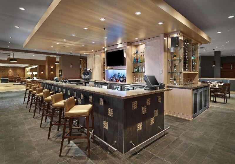 Doubletree By Hilton Hotel & Conference Centre Regina