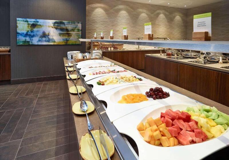 Doubletree By Hilton Hotel & Conference Centre Regina