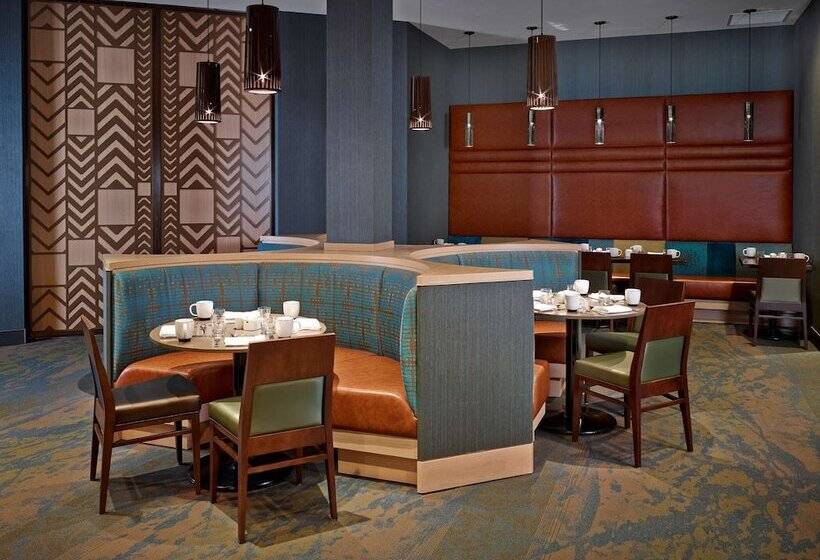 Doubletree By Hilton Hotel & Conference Centre Regina