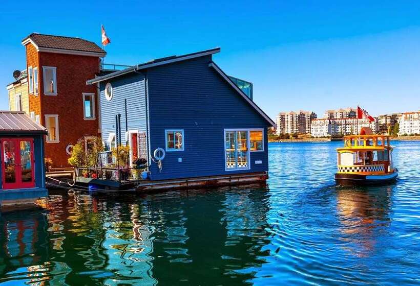 Doubletree By Hilton Hotel & Suites Victoria